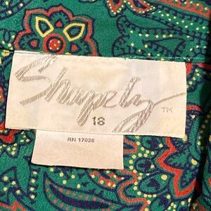 Vintage Shapely green paisley blouse with neck tie size 18